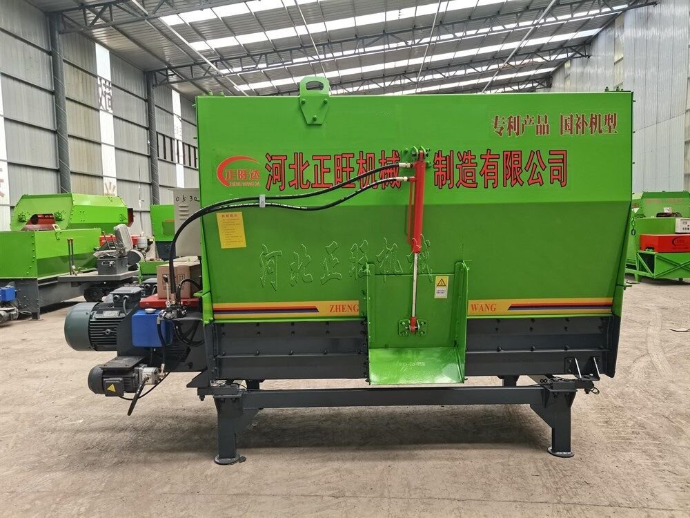 5方雙軸模塊化飼料攪拌機(jī)