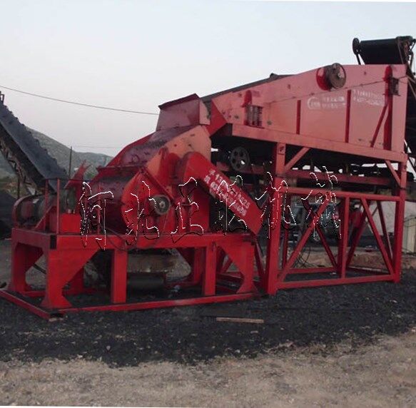 雙級式破碎機(jī)